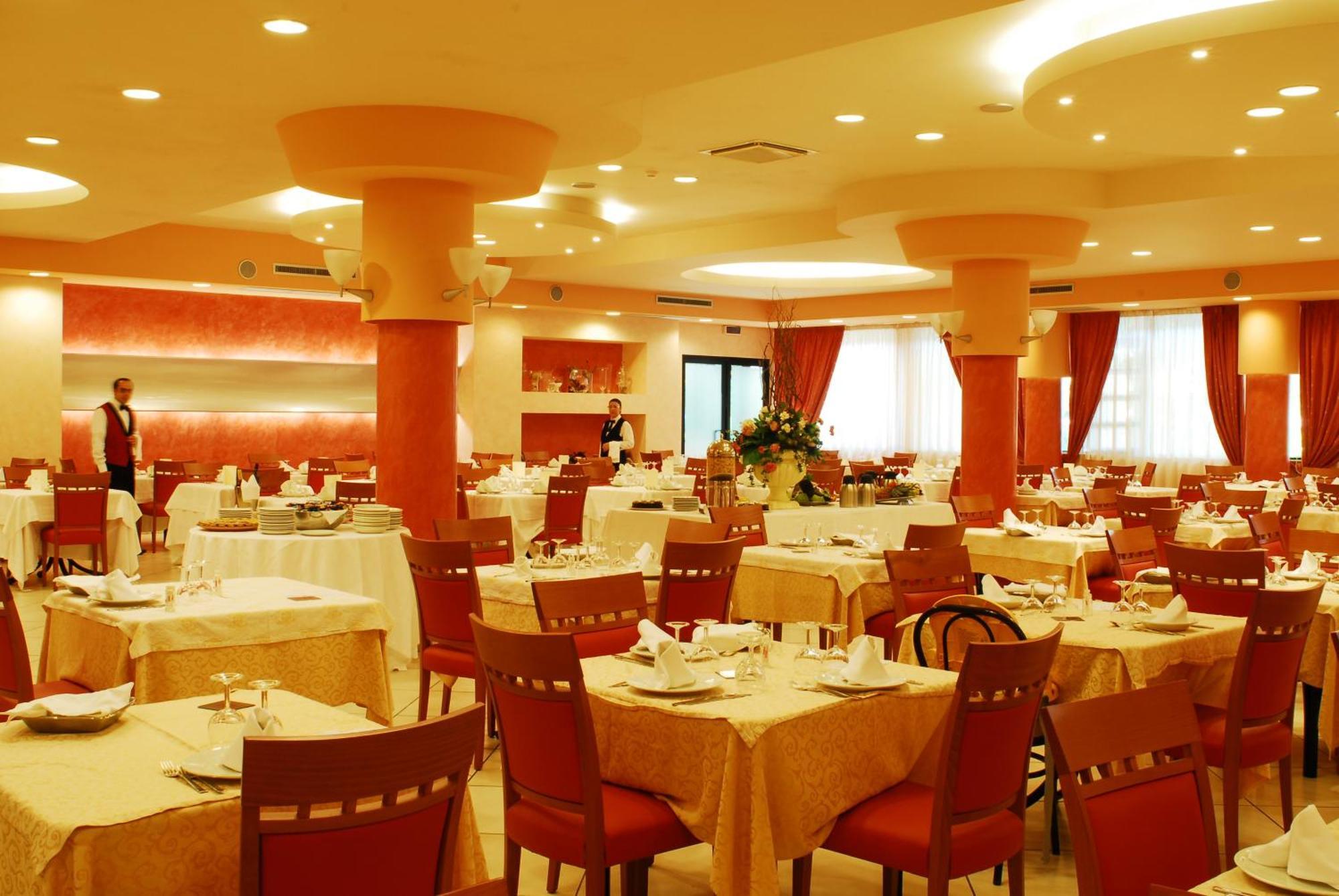 Hotel Club Astor Ugento Esterno foto